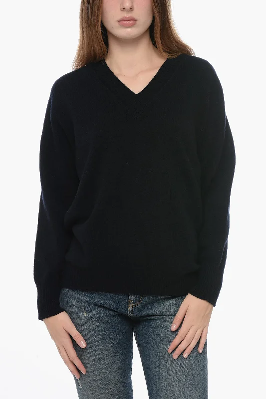 Simple Daily Wear Arovescio Asymmetrical Virgin Wool and Cashmere V-Neck Sweater