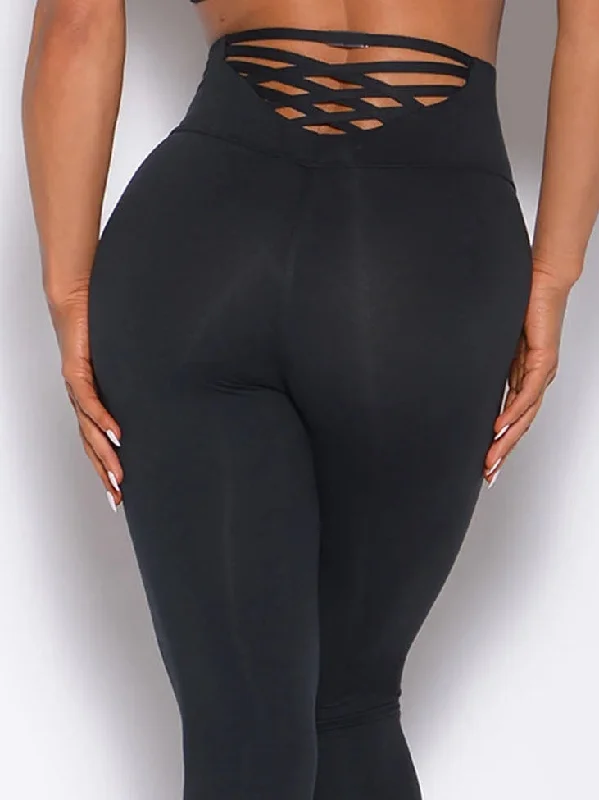 Sports Suit Style ZASUWA Female Cross Back Scrunch Bum Leggings