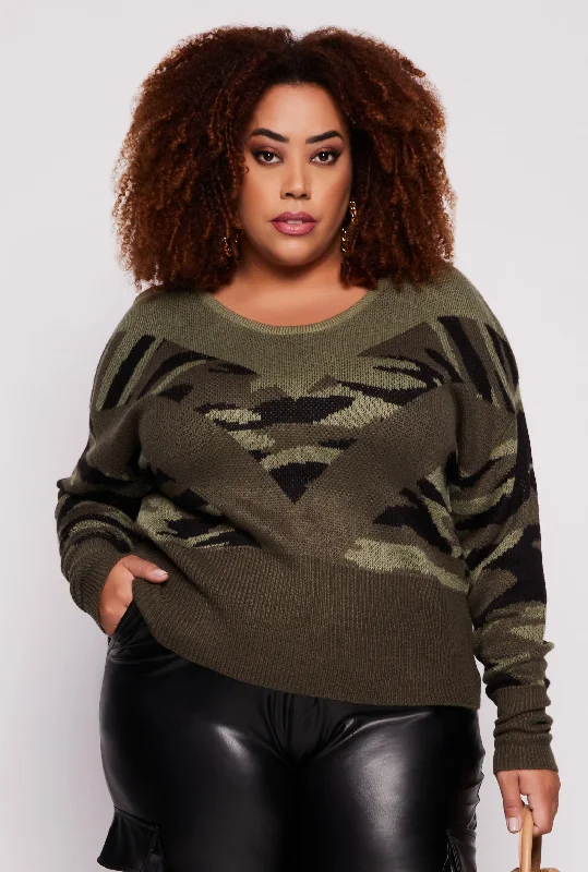 Gorgeous Shining Design Plus Size Caged V Back Camo Sweater