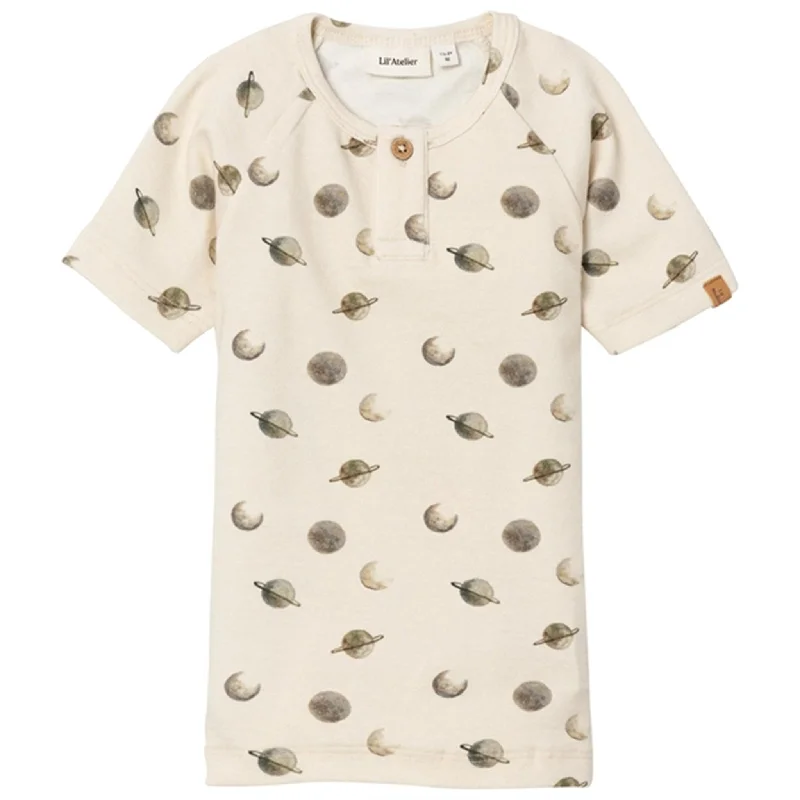 Gorgeous Crystal Design Lil'Atelier Turtledove Geo Slim T-Shirt