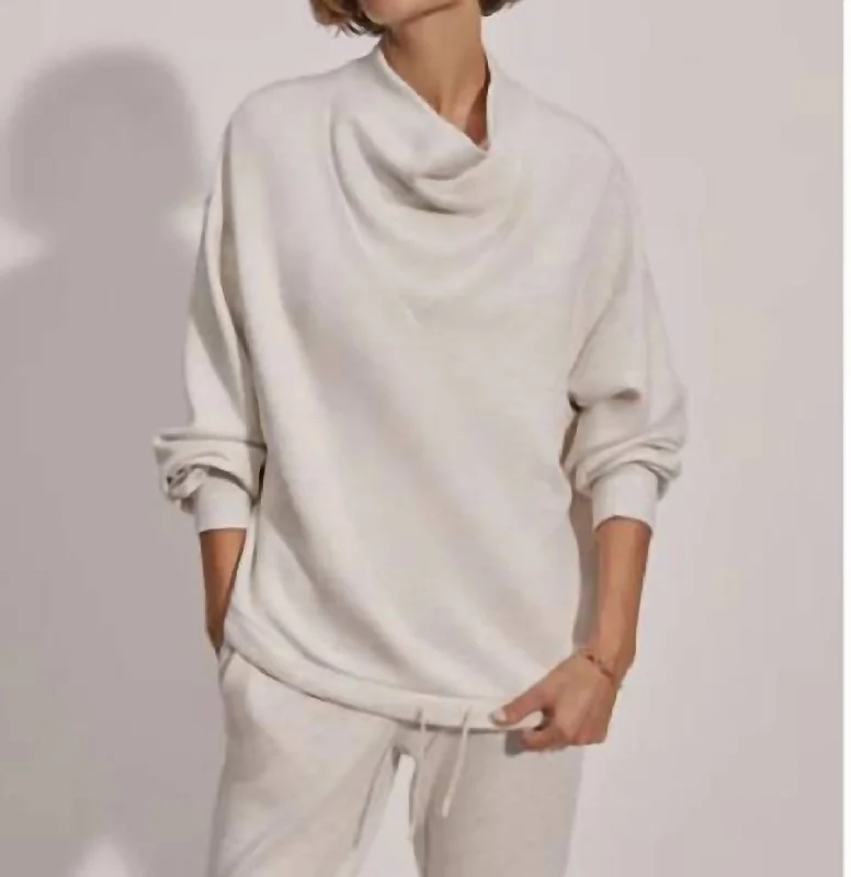 Simple And Generous Style Betsy Sweat In Ivory Marl