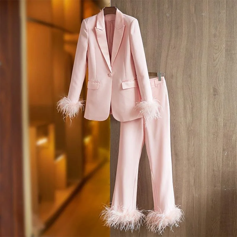 Simple And Comfortable Style Luxury Pink Feather Pantsuit