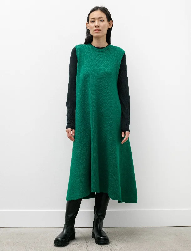 Elegant And Luxurious Feeling Wool Milan Sleeveless Dress Grass