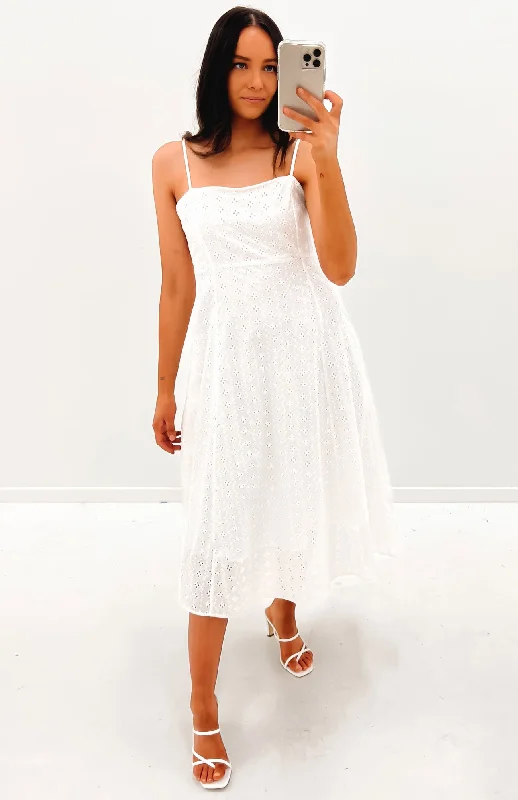 Simple And Comfortable Style Sofia Embroidered Midi Dress White